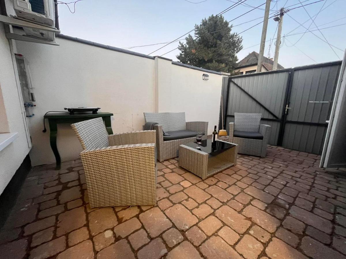 Ferienwohnung King House & Garden With Ac And Free Parking Possibility Budapest Exterior foto